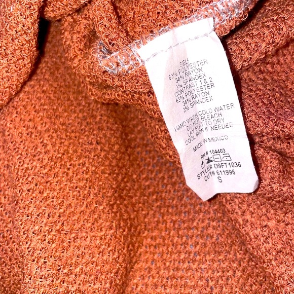 Colorblock Women's Sweater - Gray, Rust, and Beige - Picture 9 of 9